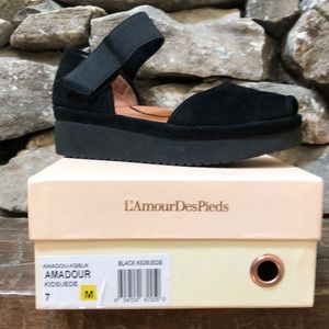 L’Amour Des Pieds, Mary Jane Wedges